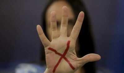 Ligue 180 pode ser obrigatório em notícias de violência contra mulher