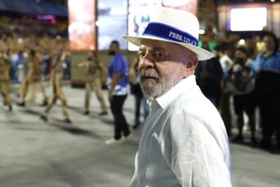 Escola de samba que homenageou Lula no Carnaval do Rio de Janeiro é rebaixada