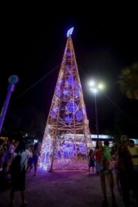 Prefeitura de Timon realiza “Natal da Família” e entrega decoração natalina na Praça São José
