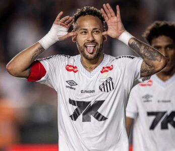 Neymar é poupado pelo Santos em jogo em que seria observado por Ancelotti