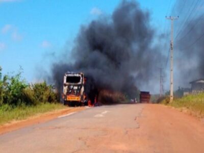 Polícia prende suspeito de envolvimento em incêndio a ônibus em SL