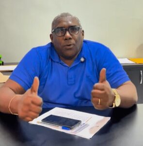 Prefeito de Olinda Nova do MA manda donos de quiosques desocuparem áreas da prefeitura e ameaça despejá-los em até 10 dias