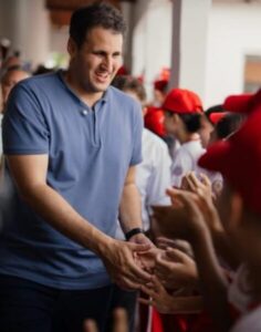 Enquanto isso… Orleans segue em frente…