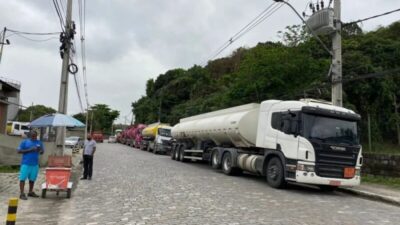 Governo pode barrar empresas que não cumprem frete