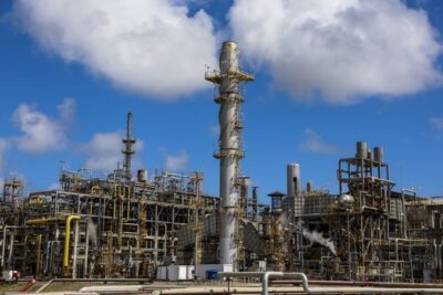 Petrobras renova contratos de quase R$ 100 bi com a Braskem