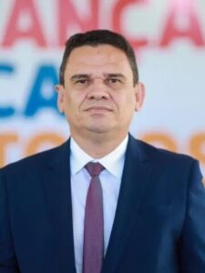 Secretário de Segurança se afasta do cargo…