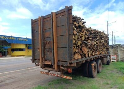 PRF flagra transporte irregular de madeira nativa e diversas infrações ambientais e de trânsito no Maranhão