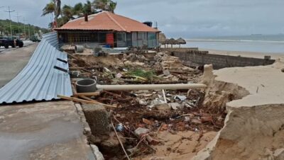 Fortes chuvas na ilha causam eroão na Avenida Litorânea