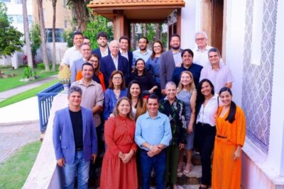 Iracema Vale lidera comitiva de deputados em visita a Roseana Sarney