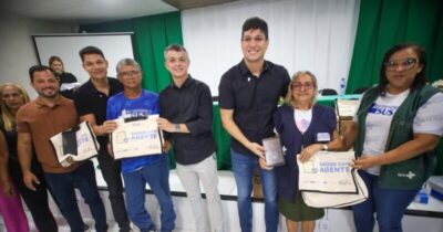 Governo do Maranhão realiza entregas de kits de fardamento e tablets para ACS e óculos e em Arari