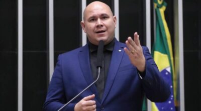 Prefeitos ganham mais que governadores, com salários que chegam a R$ 52,9 mil