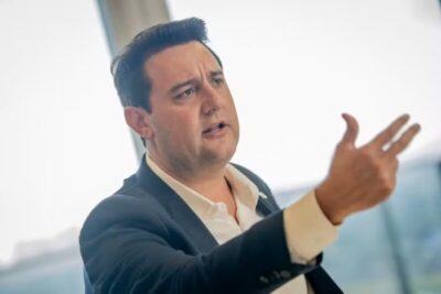 Ratinho Jr. decide concluir mandato no Paraná e sai da corrida presidencial