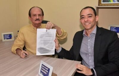 Ribamar: Dr. Julinho sanciona lei para 2.000 vagas em concurso público