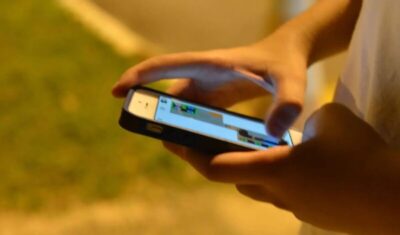 Rolagem infinita será proibida ao público infantil nas redes