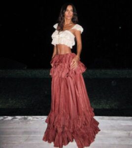 Verão 2026: o artesanal elevado, a brasilidade e o novo luxo tropical dominam a temporada