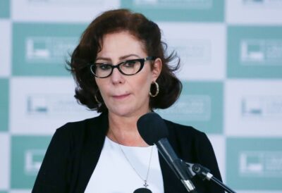 STF vota hoje sobre perda do mandato de Carla Zambelli