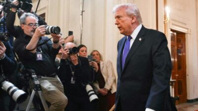 Trump diz que EUA estão ‘dando surra’ no Irã e alerta: “a grande onda está chegando”