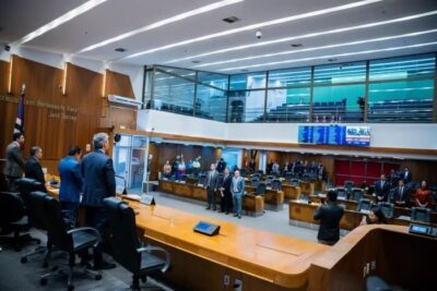 Assembleia faz minuto de silêncio pelo falecimento do pecuarista Heitor Pereira