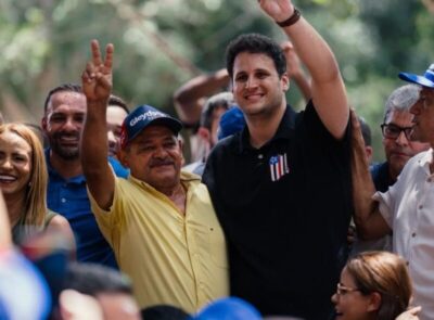 Em Colinas, Orleans recebe carinho da população e apoio de dezenas de prefeitos e lideranças