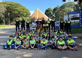 Ação educativa celebra 29 anos da implantação da faixa de pedestre no DF