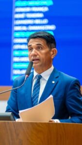 Deputado Wellington questiona redução de vagas no CFO e pede que excedentes sejam contemplados