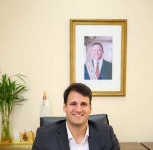 Visando às eleições de 2026, Orleans Brandão deixa secretaria e governo exonera outros secretários para disputa eleitoral