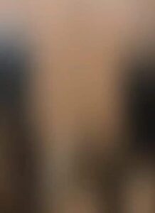 Homem é flagrado espancando cachorro até a morte no Maranhão; suspeito fugiu após o crime.