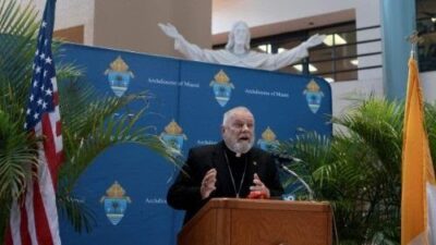 EUA cortam os financiamentos da Igreja para menores desacompanhados