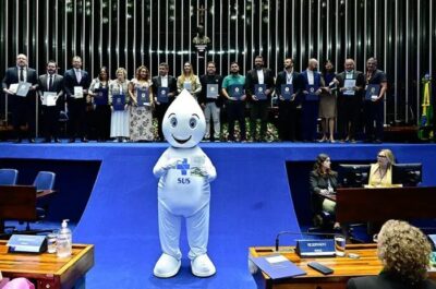 Sessão solene pelo Dia Mundial da Saúde lança obra de referência sobre o SUS