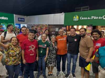 Ex-prefeito de Barreirinhas, Amílcar Rocha, e aliados recepcionam Felipe Camarão em ato de pré-campanha