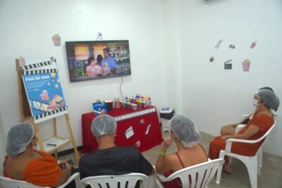 Projeto “Pais em Cena” amplia cuidado a familiares na Maternidade Benedito Leite