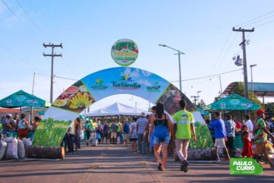 Feirinha Turilândia realizada nesta sexta-feira (05) movimentou consumidores e ofereceu produtos de excelente qualidade