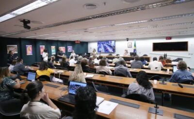 Profissionais apoiam proposta de estatuto para garantir direitos dos trabalhadores da cultura