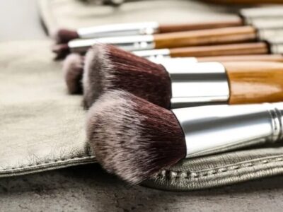 Higienização de pincéis de maquiagem ganha importância