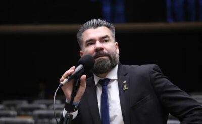 Comissão da Câmara aprova punição para presos que posarem para fotos dentro de presídios