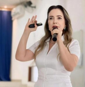 Entre o Discurso e o Cargo: O Equilibrismo de Kariadine Maia em Trizidela