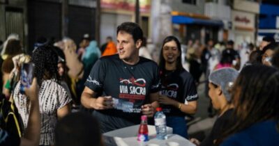 ORLEANS BRANDÃO PRESTIGIA VIA SACRA DO ANJO DA GUARDA E DESTACA…