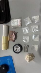 Suspeito é apreendido por tráfico de drogas em Viana