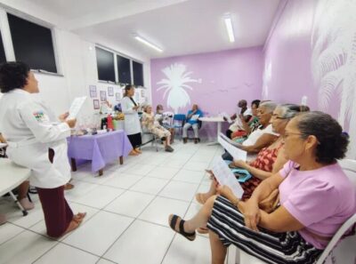 Governo promove Oficina de Páscoa para pacientes na Policlínica do Idoso