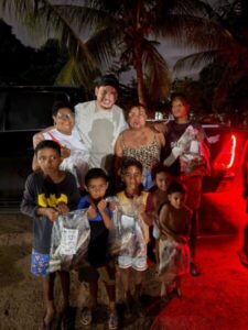 SOLIDARIEDADE NA SEMANA SANTA: Dr. Augusto Arouche distribui mais de 3 toneladas de peixes em São Vicente Ferrer