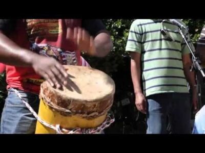 O TAMBOR DA ILHA NÃO RUFOU POR TODO MARANHÃO/ QUANDO COMEÇA É COMO CANTIGA DE GRILO NÃO PARA