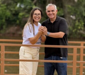 Prefeita Leide acompanhada de Pedro Lucas entrega obras importantes e marca novo momento em Governador Archer