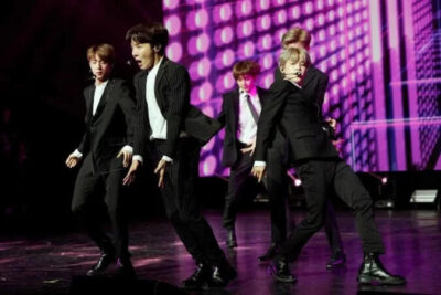 BTS no Brasil: A fórmula por trás da rentabilidade bilionária do grupo
