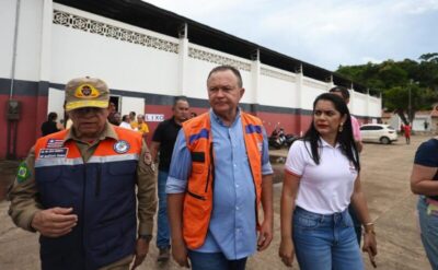 Governo do Maranhão entrega dezoito viaturas para o Corpo de Bombeiros