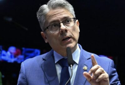 Senador é alvo de representação após pedir indiciamento de ministros do STF em CPI