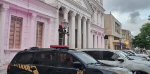 PF faz busca e apreensão em gabinete de desembargador do MA