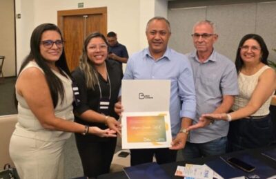 Prefeito Preto apresenta estratégias da educação de Vargem Grande