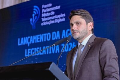 Juscelino lança agenda legislativa da Frente de Telecomunicações