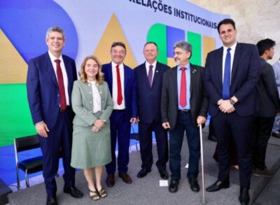 Brandão acompanha posse do novo ministro das Relações Institucionais
