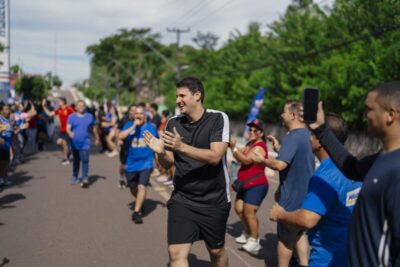 Orleans Brandão vai às ruas de Imperatriz, dialoga com moradores e reforça compromisso com o esporte e a inclusão